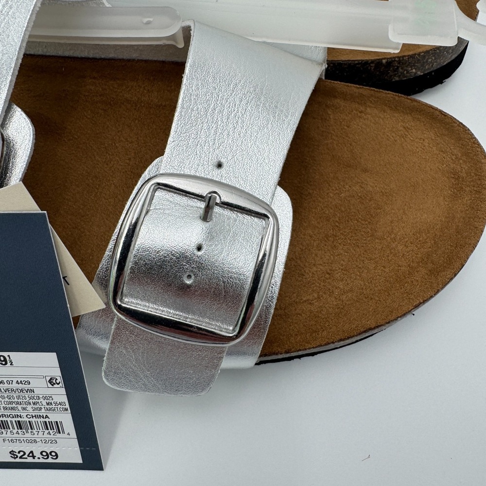 Universal Thread Devin Two-Band Footbed Sandal Silver Size 9.5 NWT‎ - Picture 6 of 9